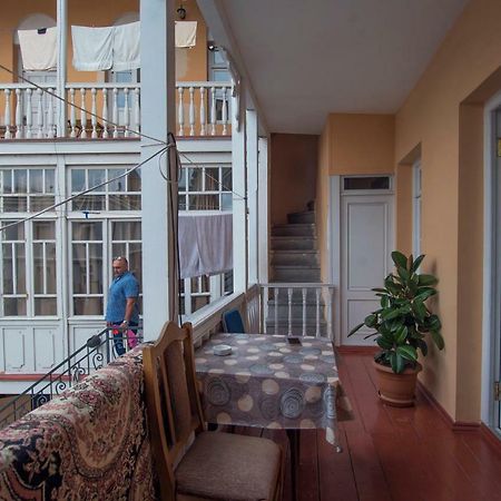 гостиница Meidan Suites Тбилиси Экстерьер фото