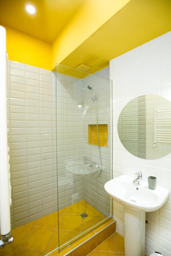 гостиница Meidan Suites Тбилиси Экстерьер фото