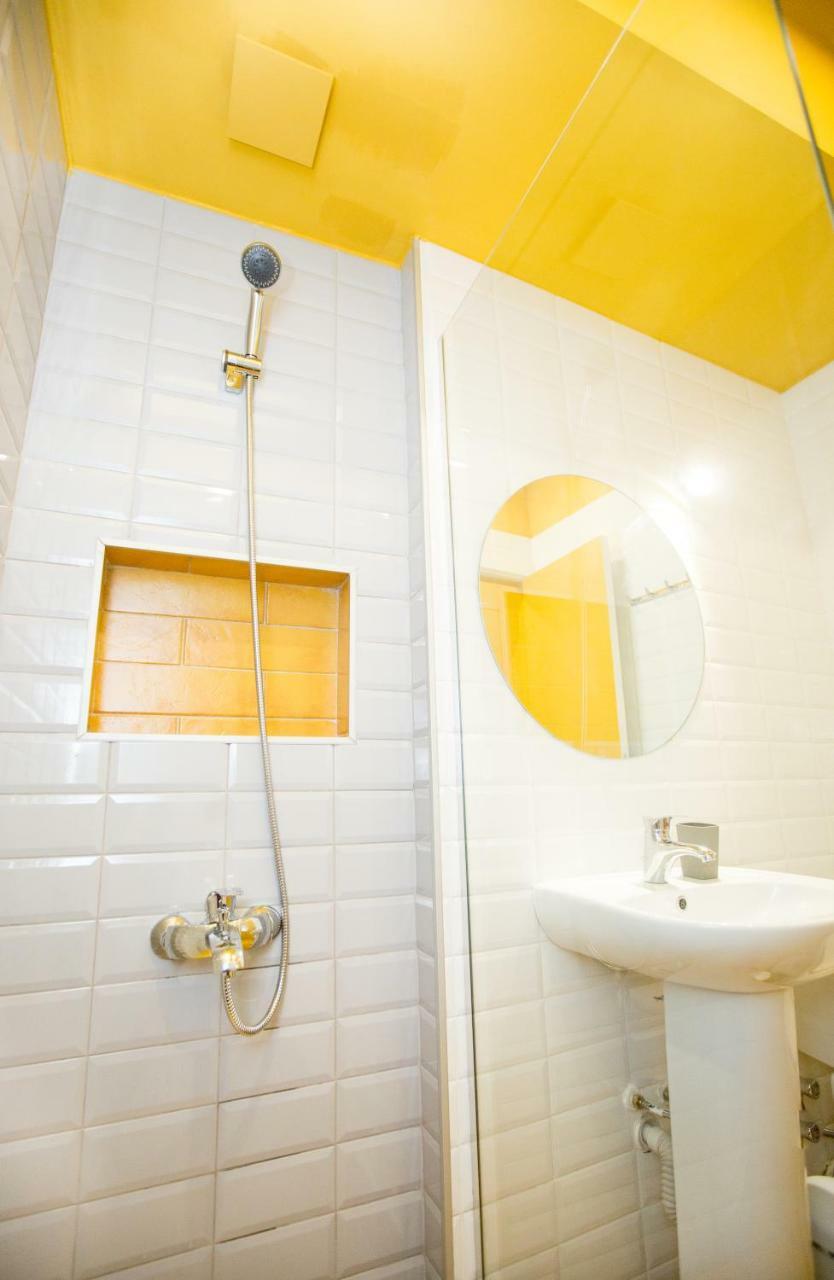 гостиница Meidan Suites Тбилиси Экстерьер фото